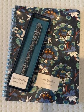Vera Bradley NWT Spiral Mini Notebook and Ball Point Pen Set in Floral Bursts